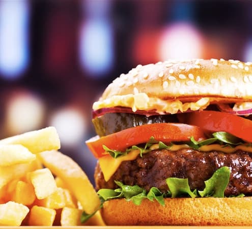 Hambúrger com Queijo e Bacon